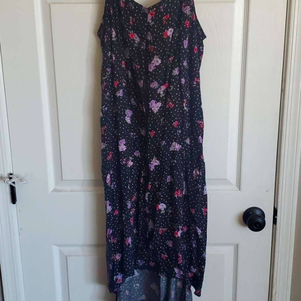 Flowery Summer Dress - Picture 1 of 3